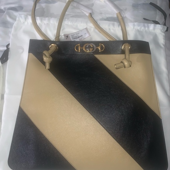 Gucci Zumi Striped leather tote bag - Picture 4 of 8